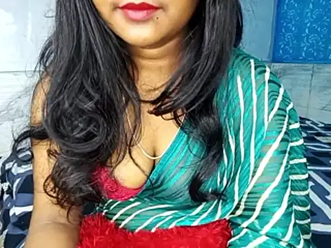 Snapshot of Muktha chatting on April 9, 2026, 11:33 pm Muktha online show from April 9, 2026, 11:33 pm