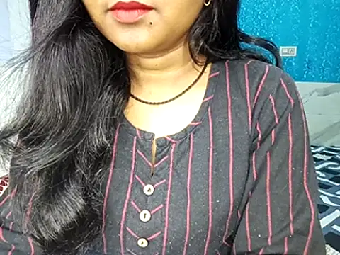 Snapshot of Muktha chatting on May 1, 2026, 8:08 am Muktha online show from May 1, 2026, 8:08 am