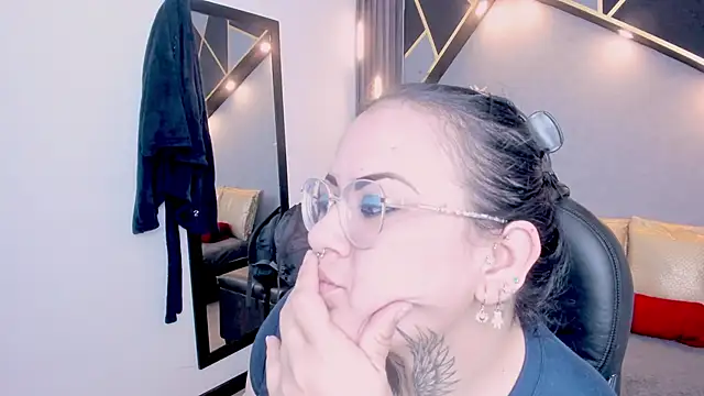 Snapshot of brigittemiller chatting on June 18, 2026, 1:48 am brigittemiller online show from June 18, 2026, 1:48 am