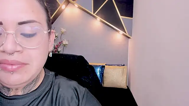 Snapshot of brigittemiller chatting on June 12, 2026, 1:36 am brigittemiller online show from June 12, 2026, 1:36 am