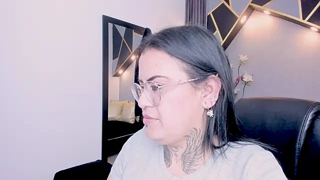 Snapshot of brigittemiller chatting on June 15, 2026, 2:23 am brigittemiller online show from June 15, 2026, 2:23 am