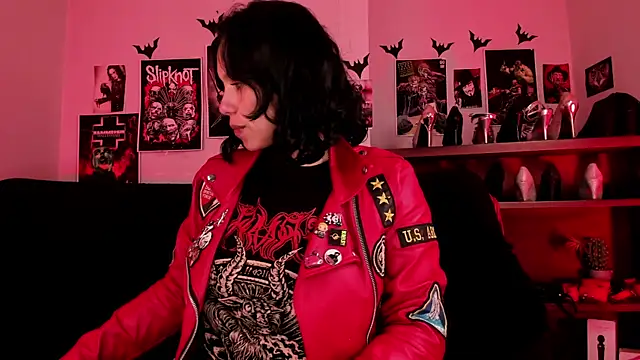lilith-deveraux online show from July 11, 2026, 3:18 am