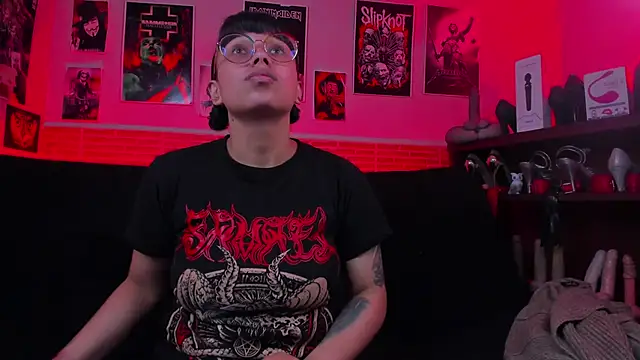 Snapshot of lilith-deveraux chatting on October 8, 2025, 2:18 pm lilith-deveraux online show from October 8, 2025, 2:18 pm