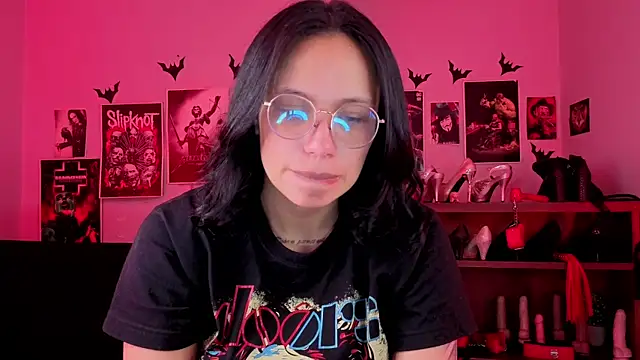 lilith-deveraux online show from August 5, 2026, 3:28 pm