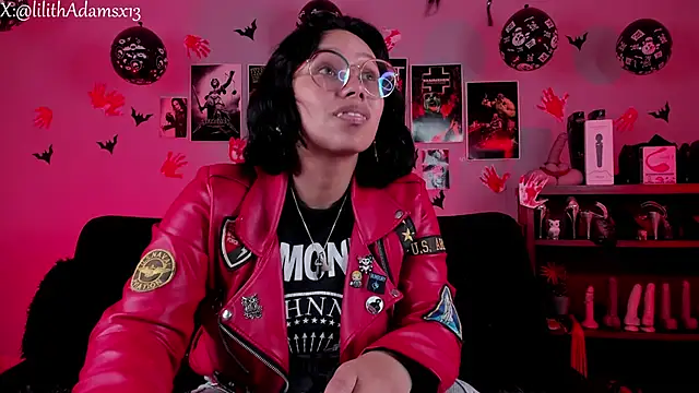 Snapshot of lilith-deveraux chatting on November 11, 2025, 10:04 pm lilith-deveraux online show from November 11, 2025, 10:04 pm