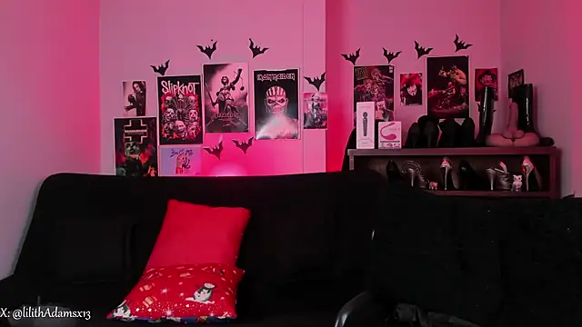 lilith-deveraux online show from January 8, 2026, 2:34 pm