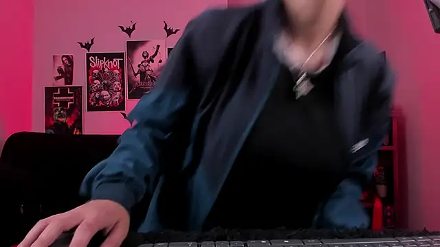 Snapshot of lilith-deveraux chatting on November 28, 2025, 3:23 pm lilith-deveraux online show from November 28, 2025, 3:23 pm