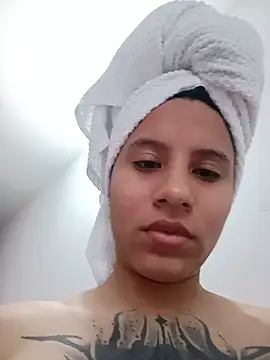 Snapshot of Karii-R chatting on July 23, 2026, 3:08 pm Karii-R online show from July 23, 2026, 3:08 pm