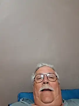 Snapshot of NawtyB1965 chatting on October 20, 2025, 3:19 am NawtyB1965 online show from October 20, 2025, 3:19 am