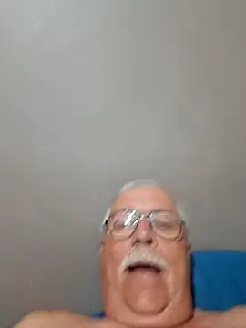 Snapshot of NawtyB1965 chatting on February 6, 2026, 3:46 am NawtyB1965 online show from February 6, 2026, 3:46 am