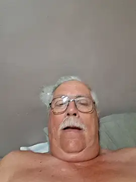 Snapshot of NawtyB1965 chatting on March 5, 2026, 2:41 am NawtyB1965 online show from March 5, 2026, 2:41 am