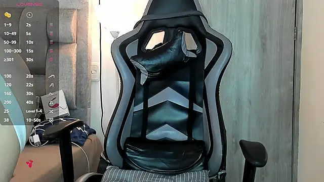 Snapshot of victor_vixen chatting on November 17, 2025, 11:53 pm victor vixen online show from November 17, 2025, 11:53 pm