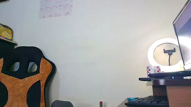 Samary thomas online show from November 29, 2025, 2:12 am