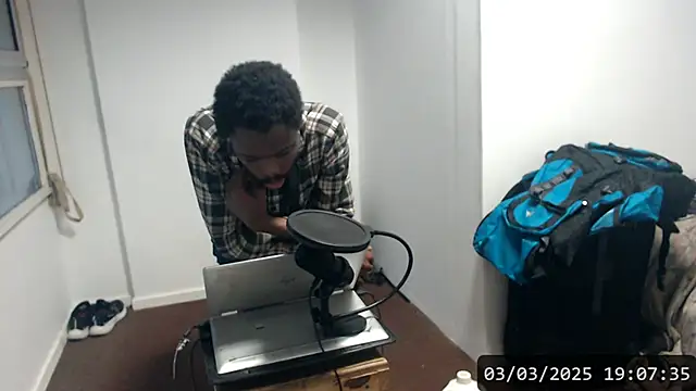 Mastertopdome online show from March 3, 2025, 10:10 pm