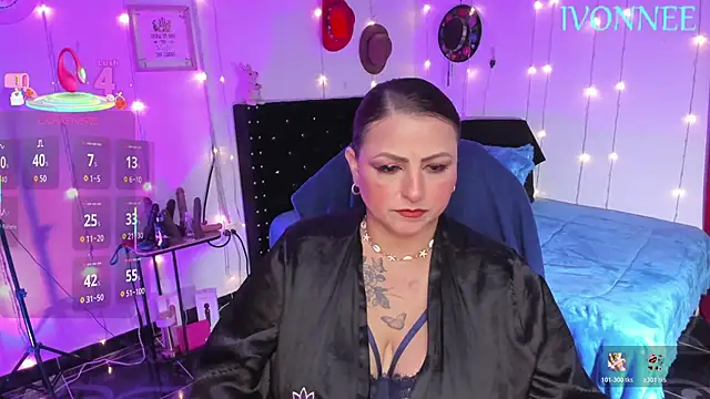 Ivonnee   online show from February 9, 2026, 9:29 am