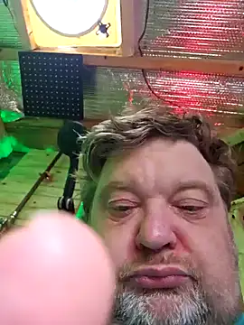 alienbunny online show from January 9, 2025, 5:43 pm