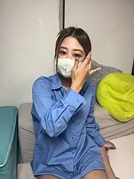 Snapshot of ayu0009rrr chatting on November 15, 2025, 2:32 pm ayu0009rrr online show from November 15, 2025, 2:32 pm