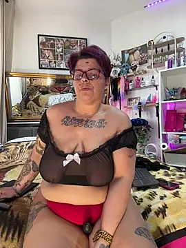 Snapshot of SunshineLexi chatting on May 15, 2026, 10:35 am SunshineLexi online show from May 15, 2026, 10:35 am