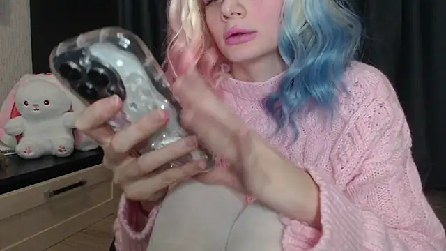 Snapshot of Effi_18 chatting on October 26, 2025, 6:08 pm Effi 18 online show from October 26, 2025, 6:08 pm