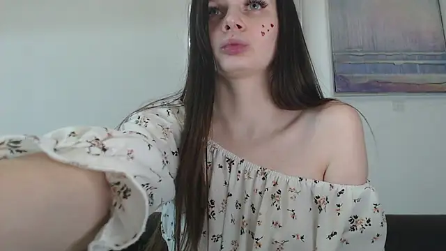 Snapshot of Effi_18 chatting on February 16, 2025, 9:05 pm Effi 18 online show from February 16, 2025, 9:05 pm