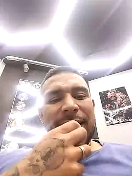 Snapshot of xxierra chatting on January 12, 2025, 12:49 am xxierra online show from January 12, 2025, 12:49 am