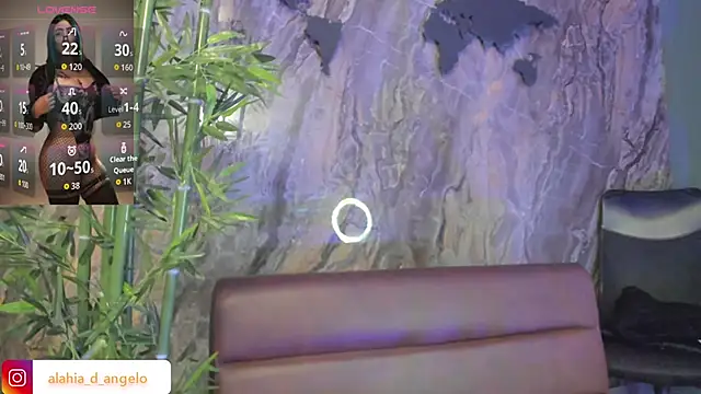 Snapshot of Alahia_Dangelo chatting on November 22, 2025, 5:28 am Alahia Dangelo online show from November 22, 2025, 5:28 am