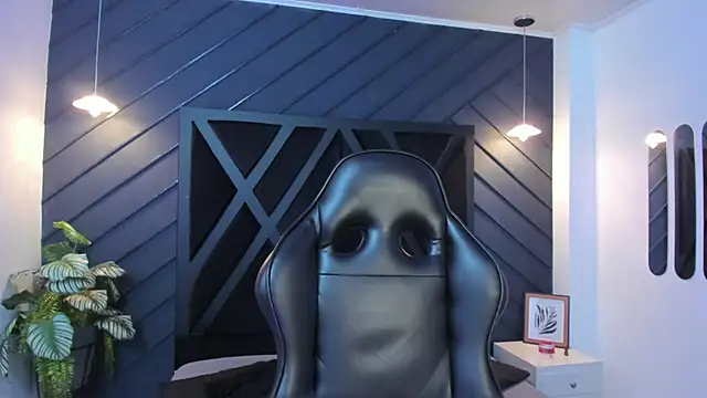 Snapshot of Alahia_Dangelo chatting on September 18, 2025, 11:35 am Alahia Dangelo online show from September 18, 2025, 11:35 am