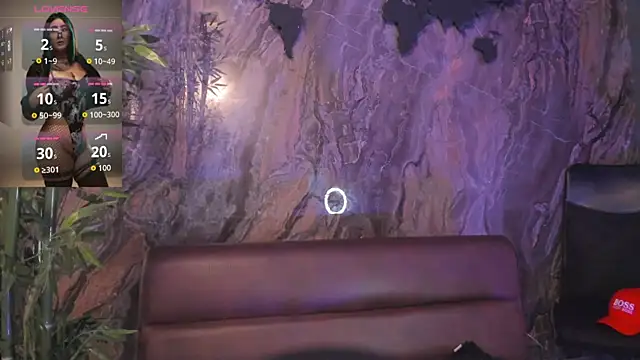 Snapshot of Alahia_Dangelo chatting on November 6, 2025, 5:28 pm Alahia Dangelo online show from November 6, 2025, 5:28 pm