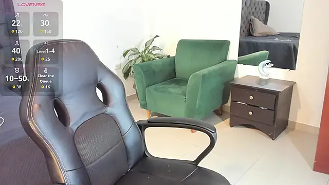 Snapshot of _maria_foxx_ chatting on October 27, 2025, 5:58 pm maria foxx online show from October 27, 2025, 5:58 pm