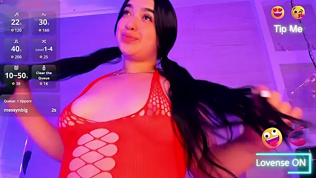 shanon hughes  online show from September 24, 2025, 3:35 am