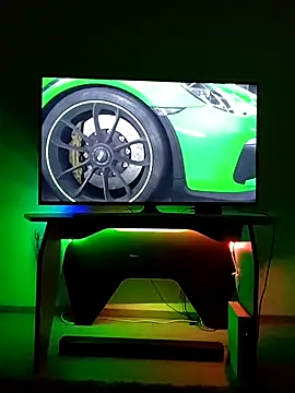 Dema110889 online show from December 17, 2024, 5:58 pm