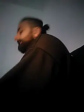 Dema110889 online show from February 9, 2025, 8:43 am