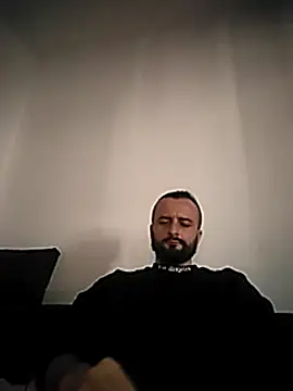 Dema110889 online show from February 20, 2025, 1:19 pm