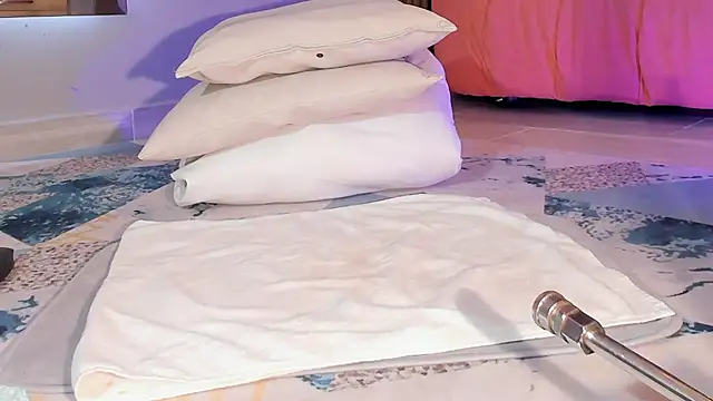 Snapshot of Eilin_clio chatting on March 8, 2025, 7:42 pm Eilin clio online show from March 8, 2025, 7:42 pm