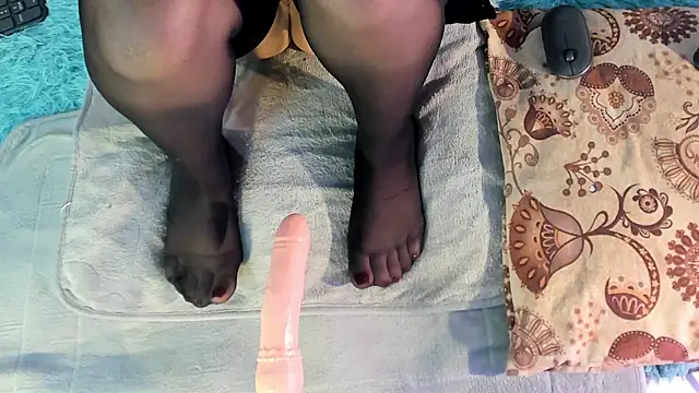 Snapshot of Eilin_clio chatting on September 24, 2025, 8:15 pm Eilin clio online show from September 24, 2025, 8:15 pm