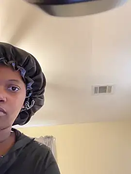 Indiecakess online show from January 15, 2025, 3:39 pm