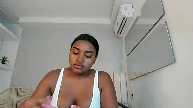 Snapshot of kayna_gomez chatting on May 9, 2026, 7:28 pm kayna gomez online show from May 9, 2026, 7:28 pm