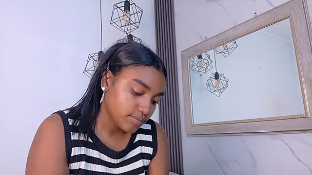 Snapshot of kayna_gomez chatting on June 12, 2026, 7:11 pm kayna gomez online show from June 12, 2026, 7:11 pm