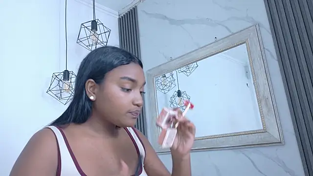Snapshot of kayna_gomez chatting on June 9, 2026, 7:37 pm kayna gomez online show from June 9, 2026, 7:37 pm