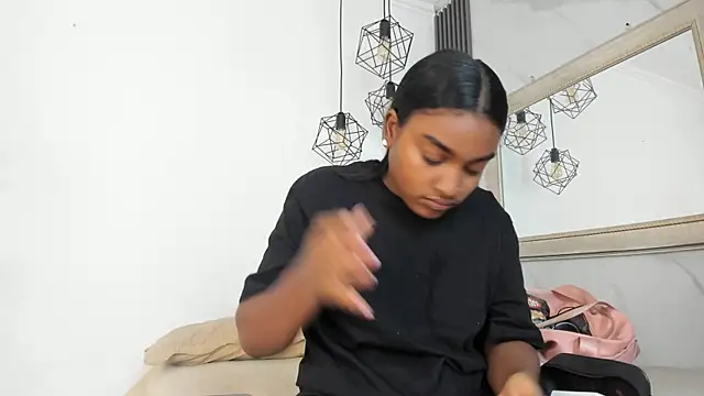 Snapshot of kayna_gomez chatting on June 6, 2026, 7:08 pm kayna gomez online show from June 6, 2026, 7:08 pm