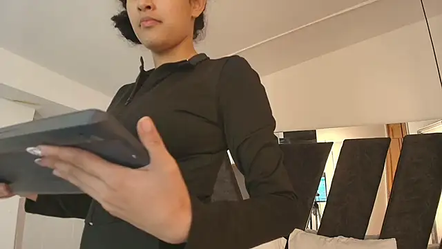 Snapshot of Milkdulce1 chatting on November 6, 2025, 1:59 pm Milkdulce1 online show from November 6, 2025, 1:59 pm