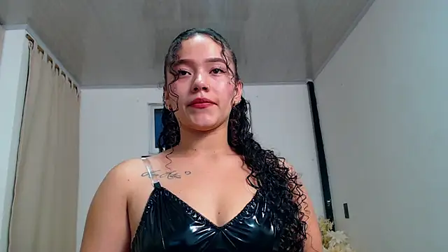Snapshot of amaranta_f00x chatting on November 11, 2025, 10:58 pm amaranta f00x online show from November 11, 2025, 10:58 pm