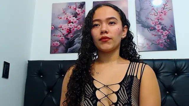 Snapshot of amaranta_f00x chatting on November 20, 2025, 1:12 pm amaranta f00x online show from November 20, 2025, 1:12 pm