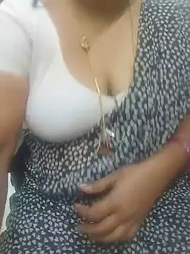 Snapshot of Sexy-Telugunayana2 chatting on May 23, 2026, 1:32 pm Sexy-Telugunayana2 online show from May 23, 2026, 1:32 pm