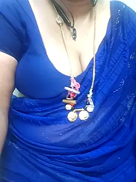 Snapshot of Sexy-Telugunayana2 chatting on July 1, 2026, 8:58 am Sexy-Telugunayana2 online show from July 1, 2026, 8:58 am