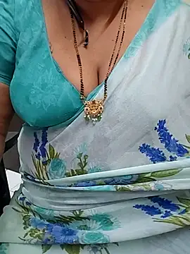Snapshot of Sexy-Telugunayana2 chatting on July 14, 2026, 8:30 am Sexy-Telugunayana2 online show from July 14, 2026, 8:30 am