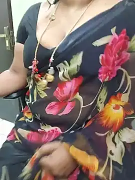 Snapshot of Sexy-Telugunayana2 chatting on June 3, 2026, 10:38 am Sexy-Telugunayana2 online show from June 3, 2026, 10:38 am