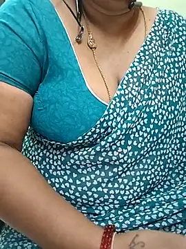 Snapshot of Sexy-Telugunayana2 chatting on July 17, 2026, 6:32 am Sexy-Telugunayana2 online show from July 17, 2026, 6:32 am