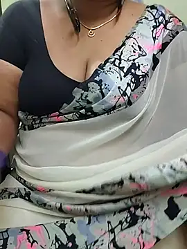 Snapshot of Sexy-Telugunayana2 chatting on July 23, 2026, 6:15 pm Sexy-Telugunayana2 online show from July 23, 2026, 6:15 pm