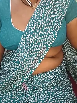 Snapshot of Sexy-Telugunayana2 chatting on October 31, 2025, 8:22 am Sexy-Telugunayana2 online show from October 31, 2025, 8:22 am